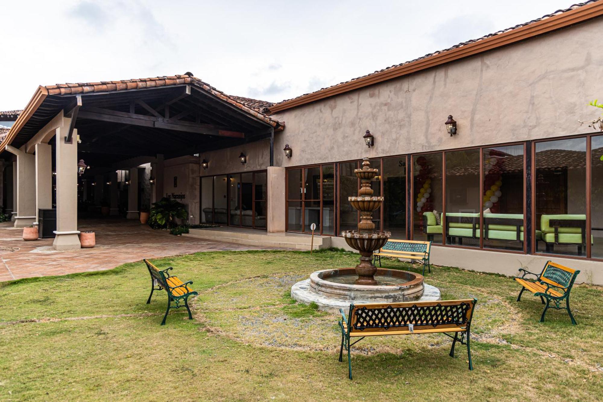 Hotel Cubita Boutique Resort & Spa 치트레 외부 사진